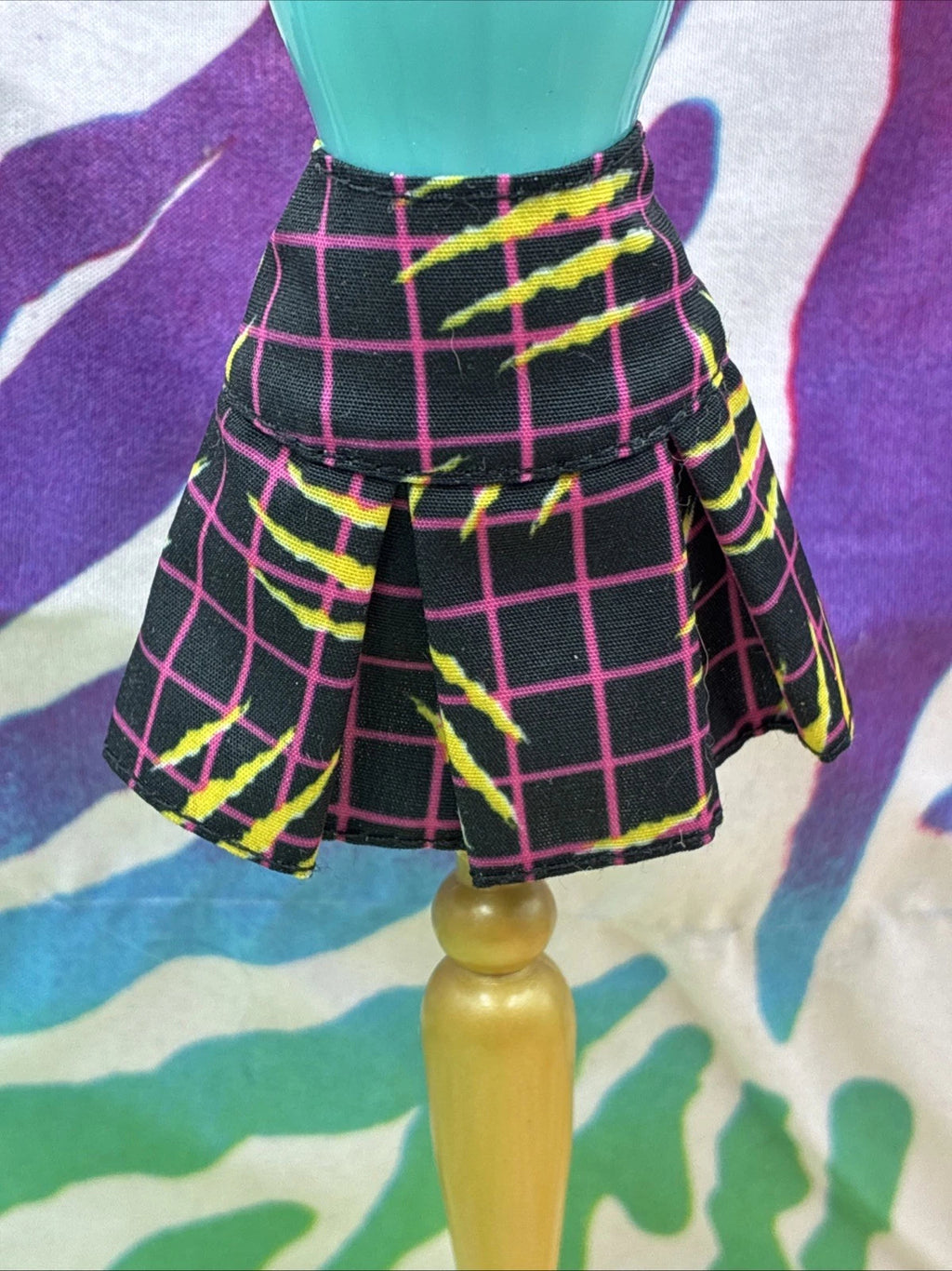 Monster High G3 Toralei Stripe Core Doll Clothes Plaid Pleated Skirt Only