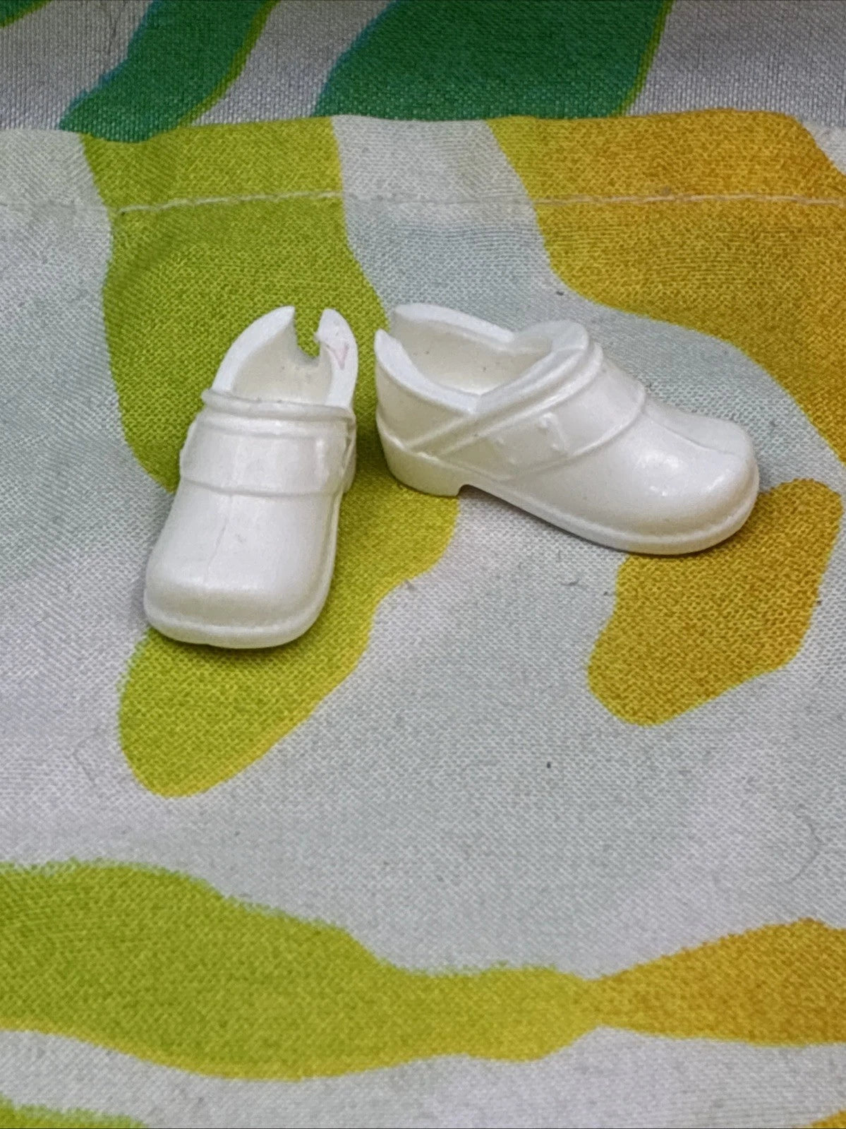 Barbie Doll Shoes White Nurse Doctor Vet Clogs Only