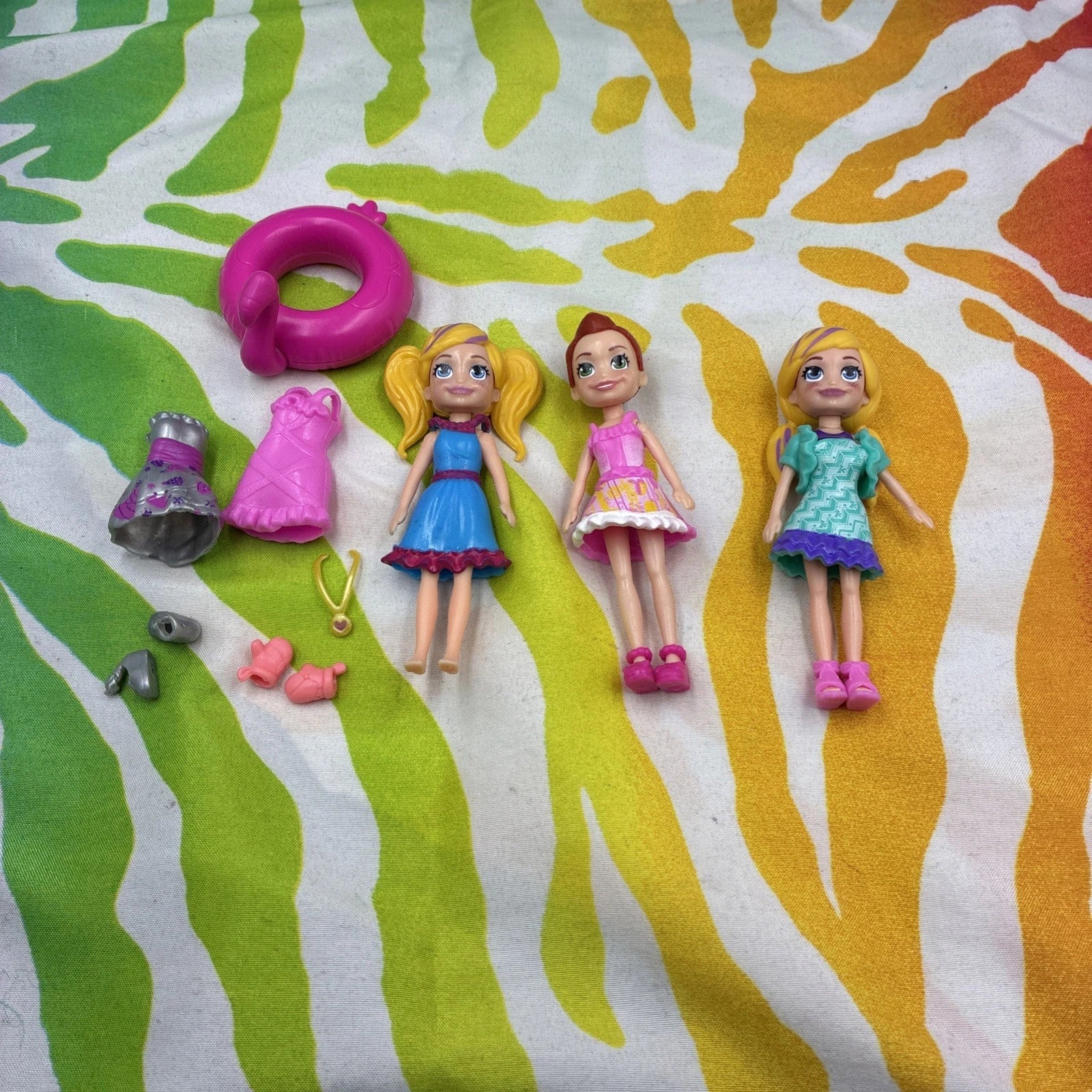 Polly Pocket Lot Of 15 Dolls & Accessories 2018 Versions