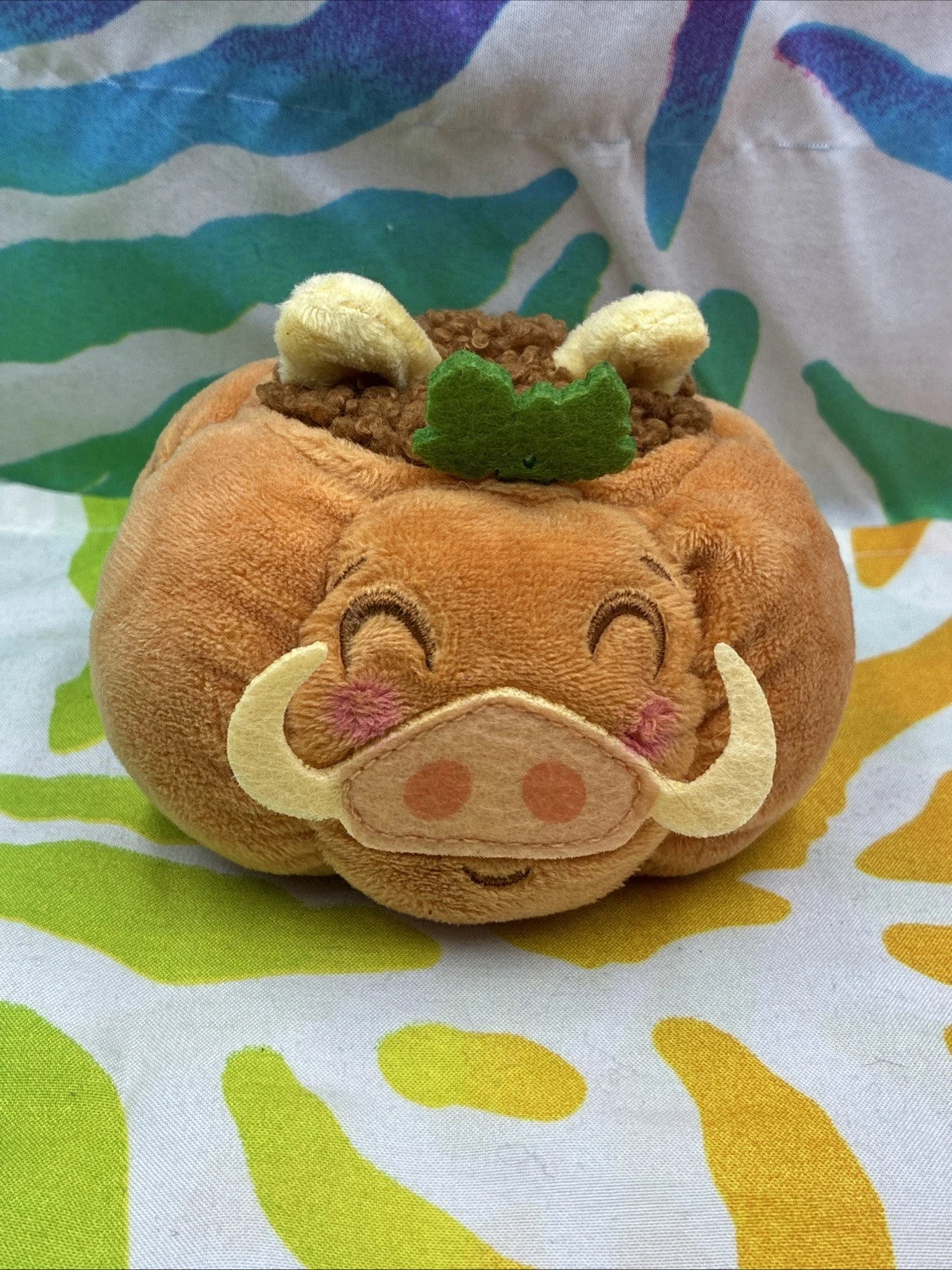 Disney Munchlings Series 1 Single Serve Pumbaa Pumpkin Sage Scented Plush