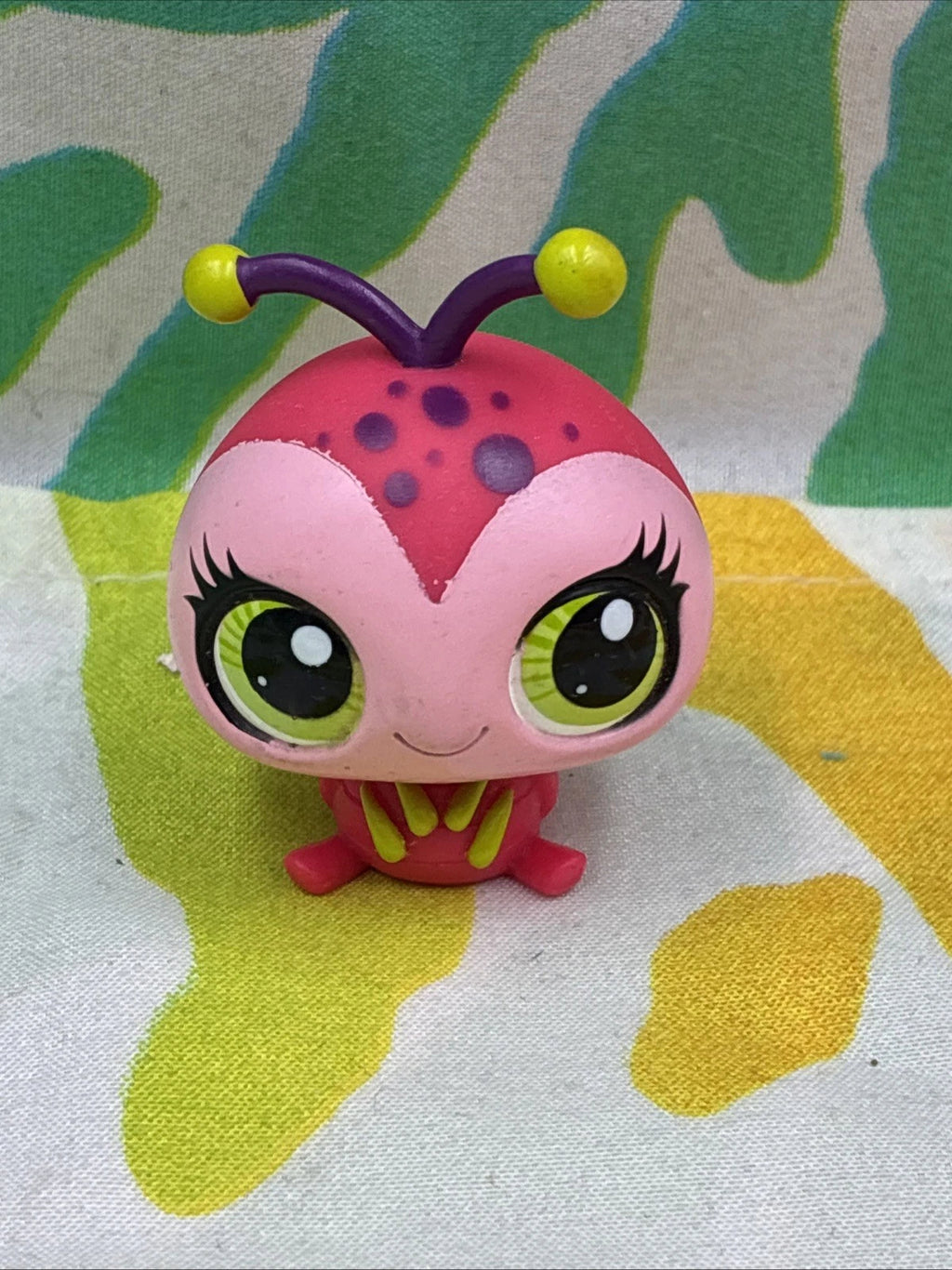 LPS Littlest Pet Shop Sweet Drop Shop Ladybug #3218 Figure