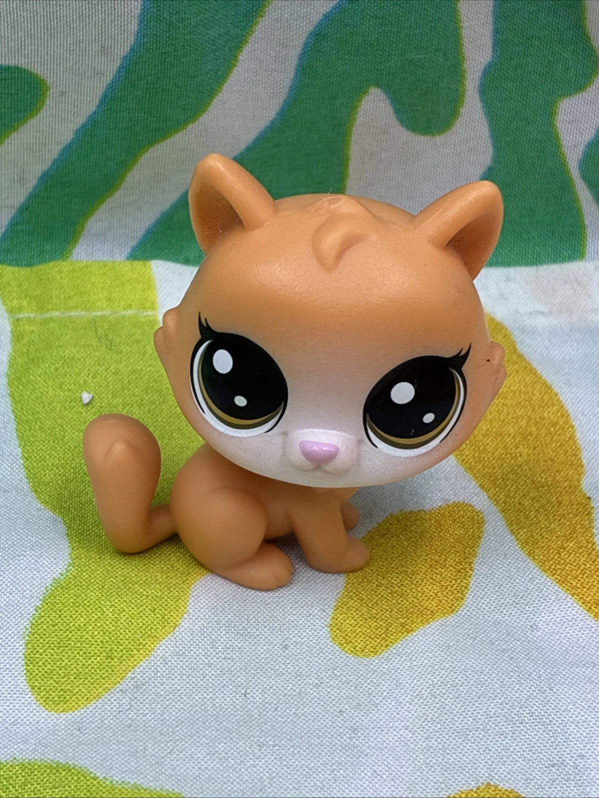 LPS Littlest Pet Shop Tiki Treats Pouncy Sipton Cat #78 Figure 2017