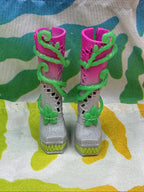 Monster High G3 Venus McFlytrap Core Doll Shoes Pink Grey Boots With Vines Only