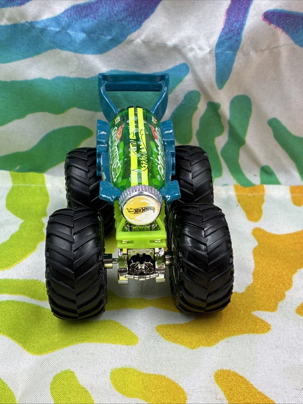 Hot Wheels Monster Truck Carbonator XXLime 2022 Green & Blue Loose