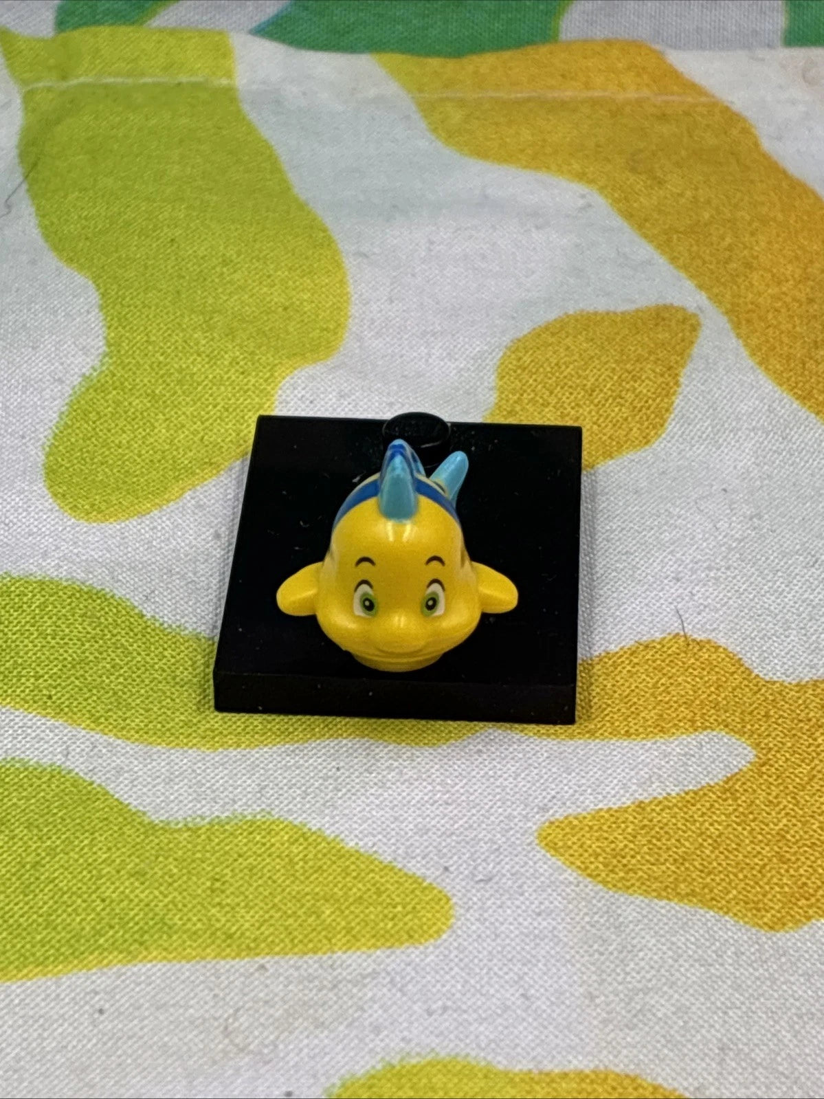 Lego Disney The Little Mermaid Flounder Yellow Fish Figure 15679pb03