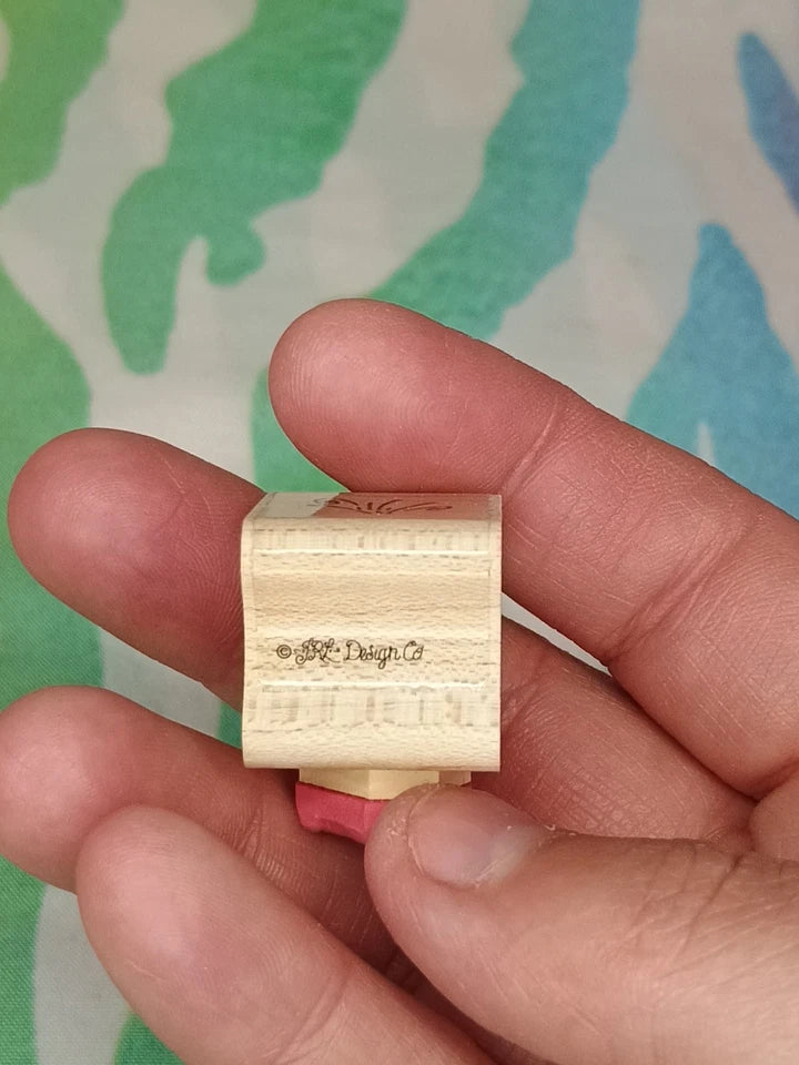 JRL Design Grass Rubber Stamp Wood