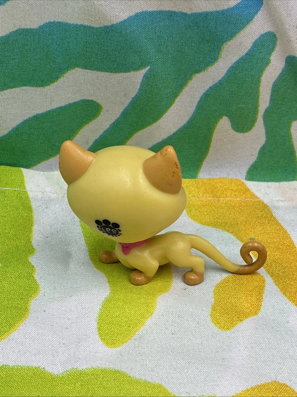 LPS Littlest Pet Shop Mei Mei Reeves Cat Shorthair #3803 Figure