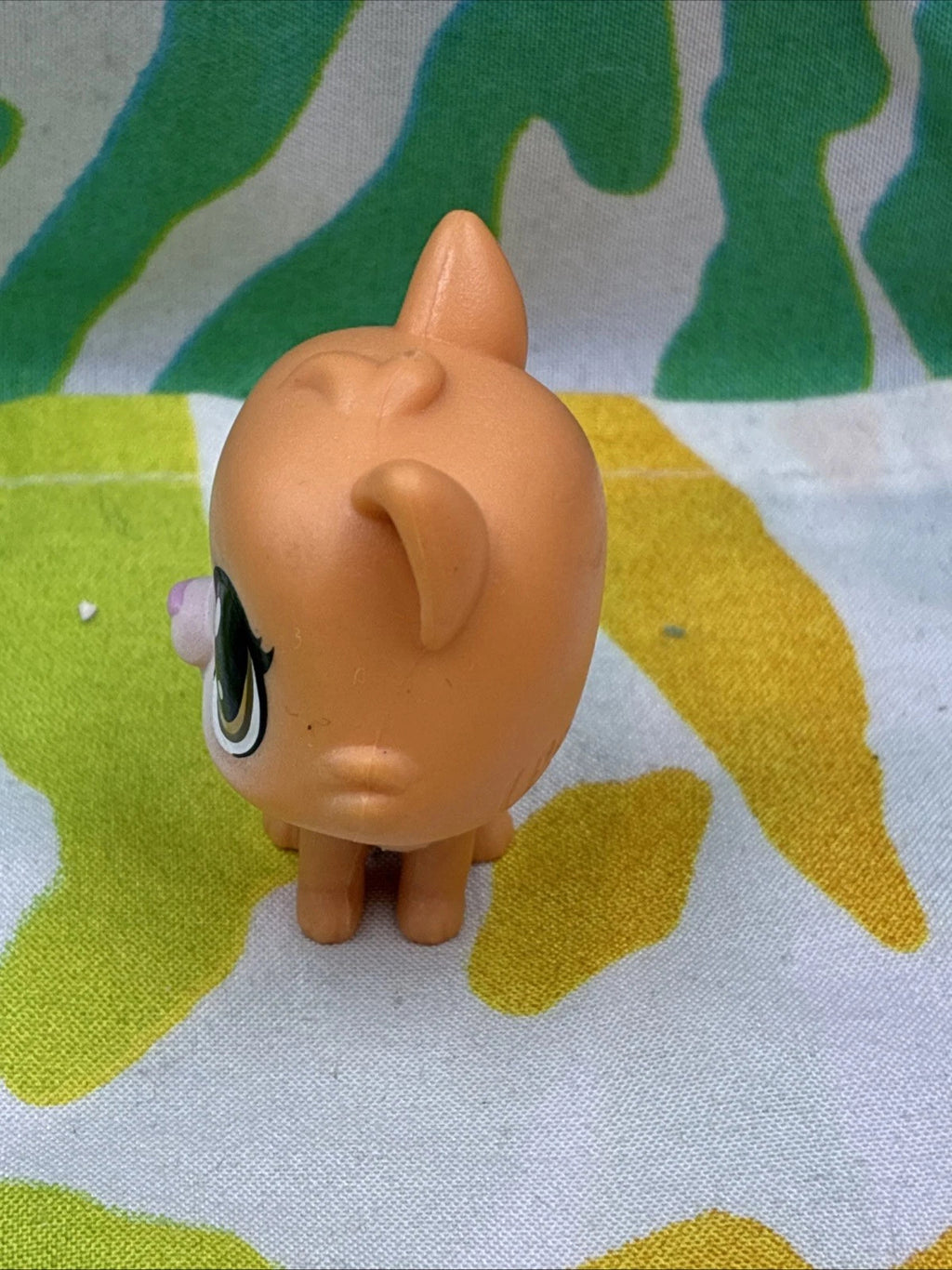 LPS Littlest Pet Shop Tiki Treats Pouncy Sipton Cat #78 Figure 2017