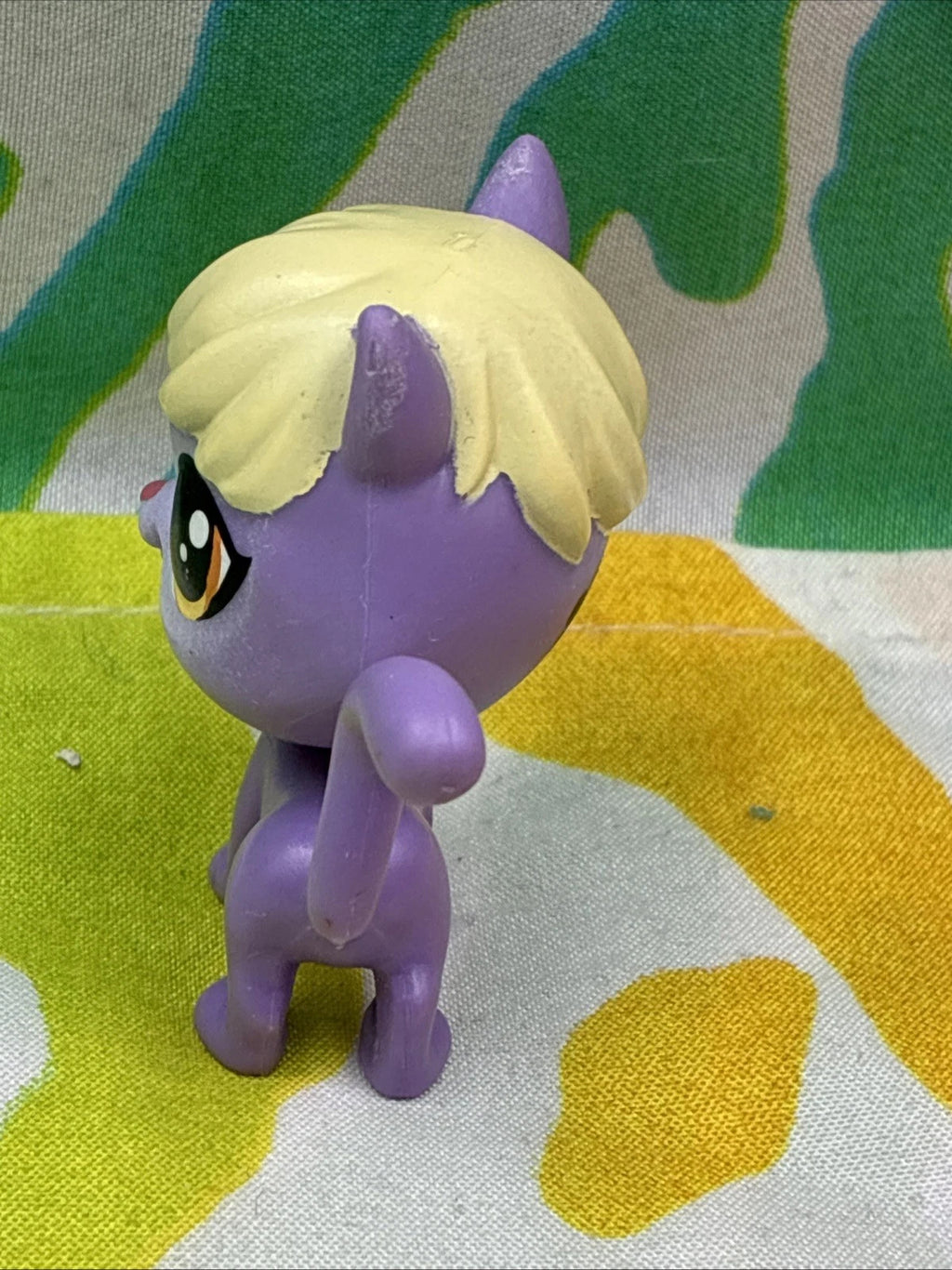 LPS Littlest Pet Shop City Rides Delilah Barnsley Cat #224 Figure 2016