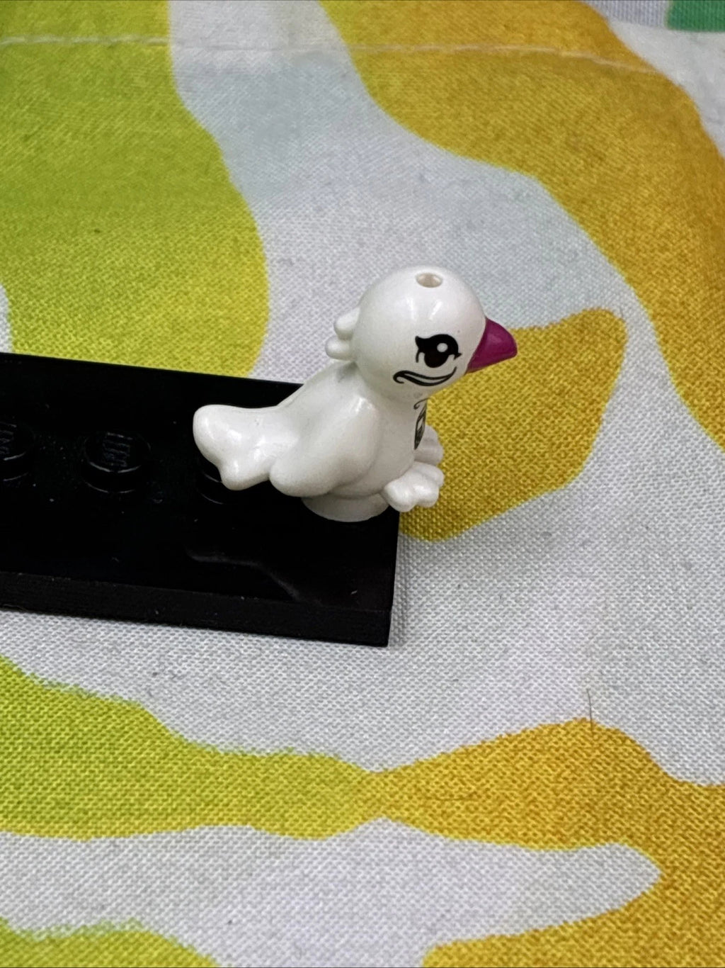Lego Elves White Bird Pluma Figure 98388pb04