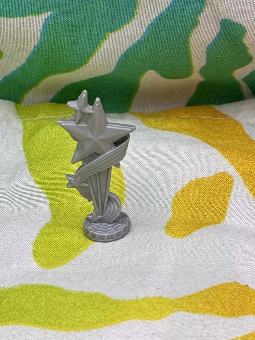Monster High G3 Catty Noir Hauntlywood Mysteries Doll Silver Star Trophy Only