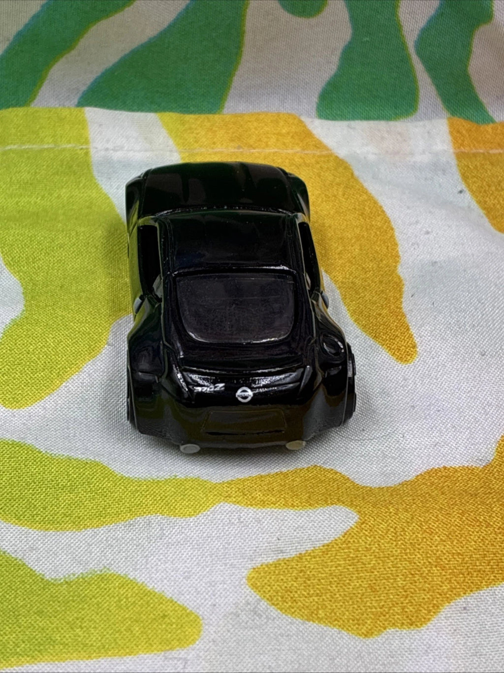 Hot Wheels 2009 Nissan 370Z Black Diecast Car Loose R0957