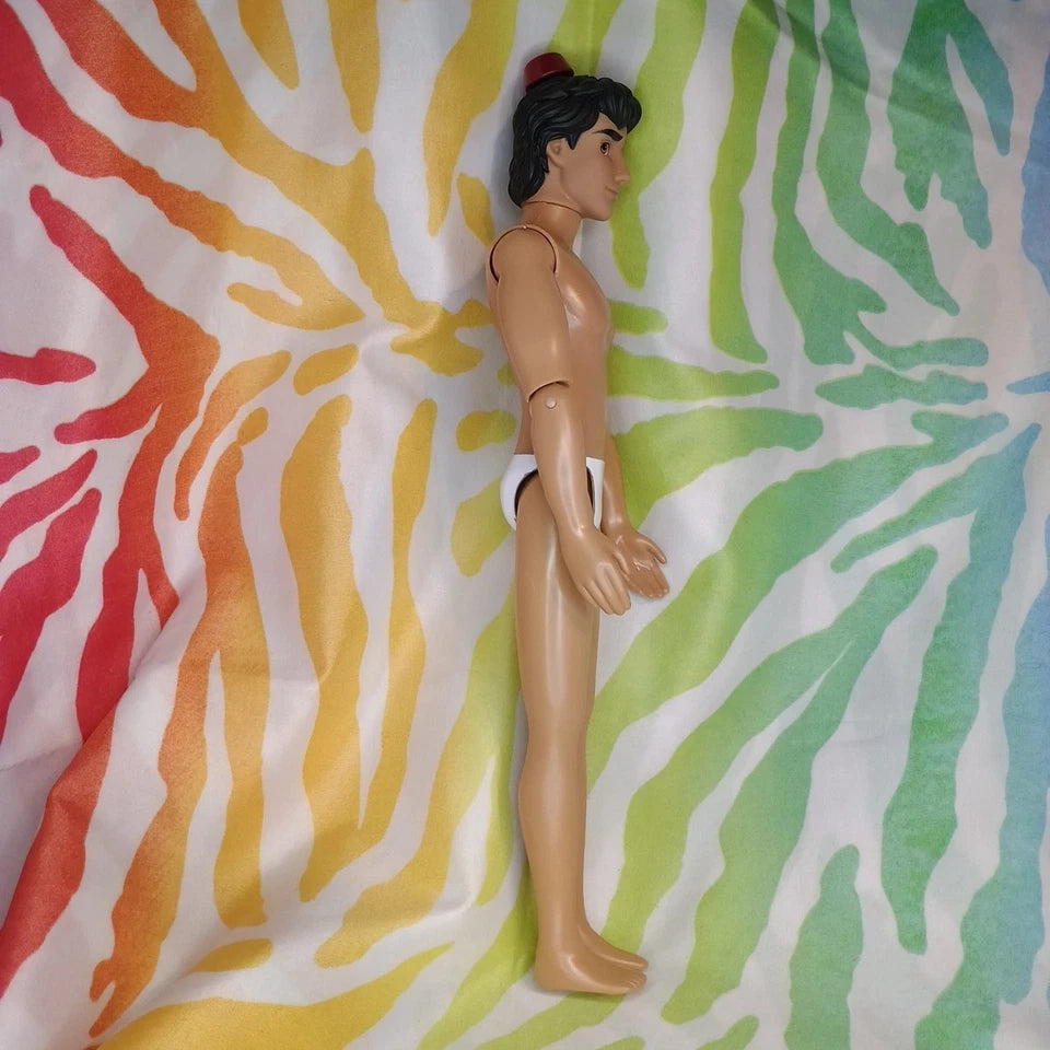 Disney Store Exclusive Classic Aladdin Doll Articulated Arms Nude