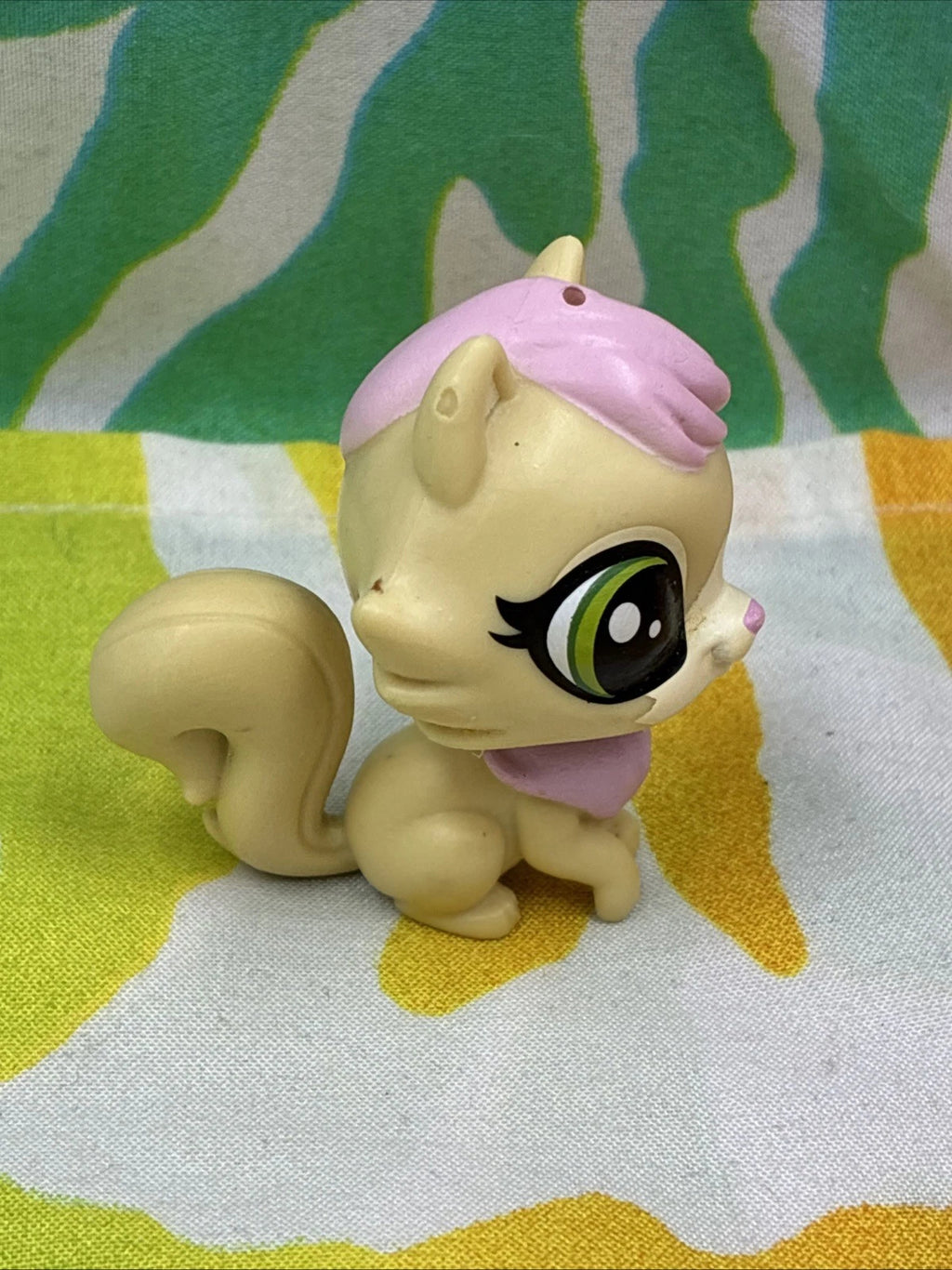 LPS Littlest Pet Shop Surprise Families Karey Cane Cat #3918 Figure