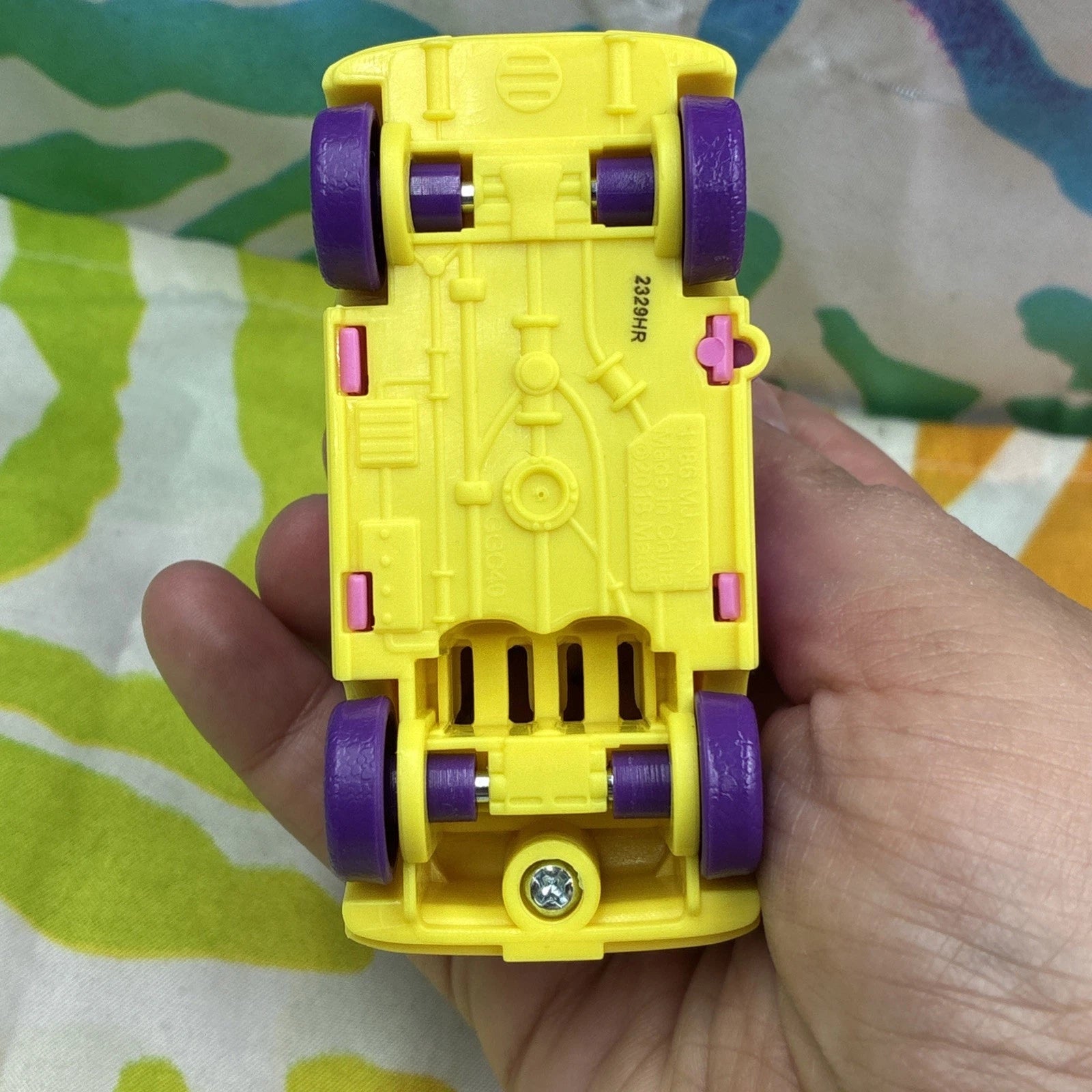 Polly Pocket Pollyville Ice Cream Truck W/ Doll & Table 2018