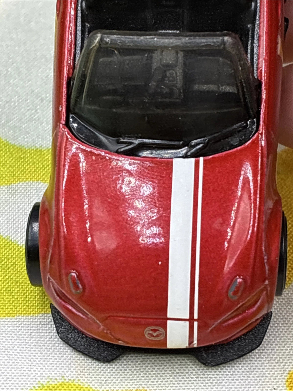 Hot Wheels 2015 Dark Red Mazda MX-5 Miata Diecast Car DPH05