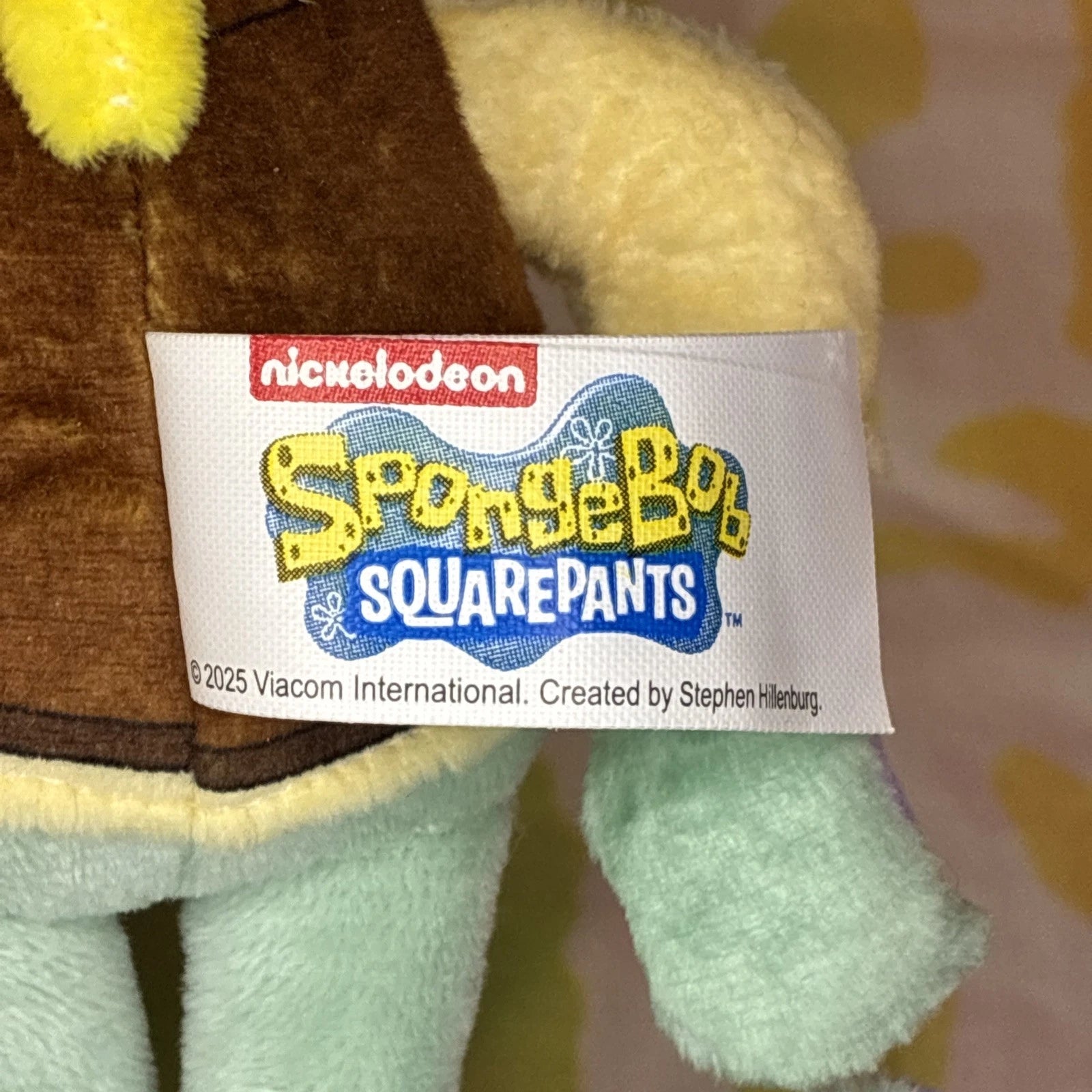 The SpongeBob Movie Bikini Bottom Glow Pals Squidward Plush NWT Glow In The Dark