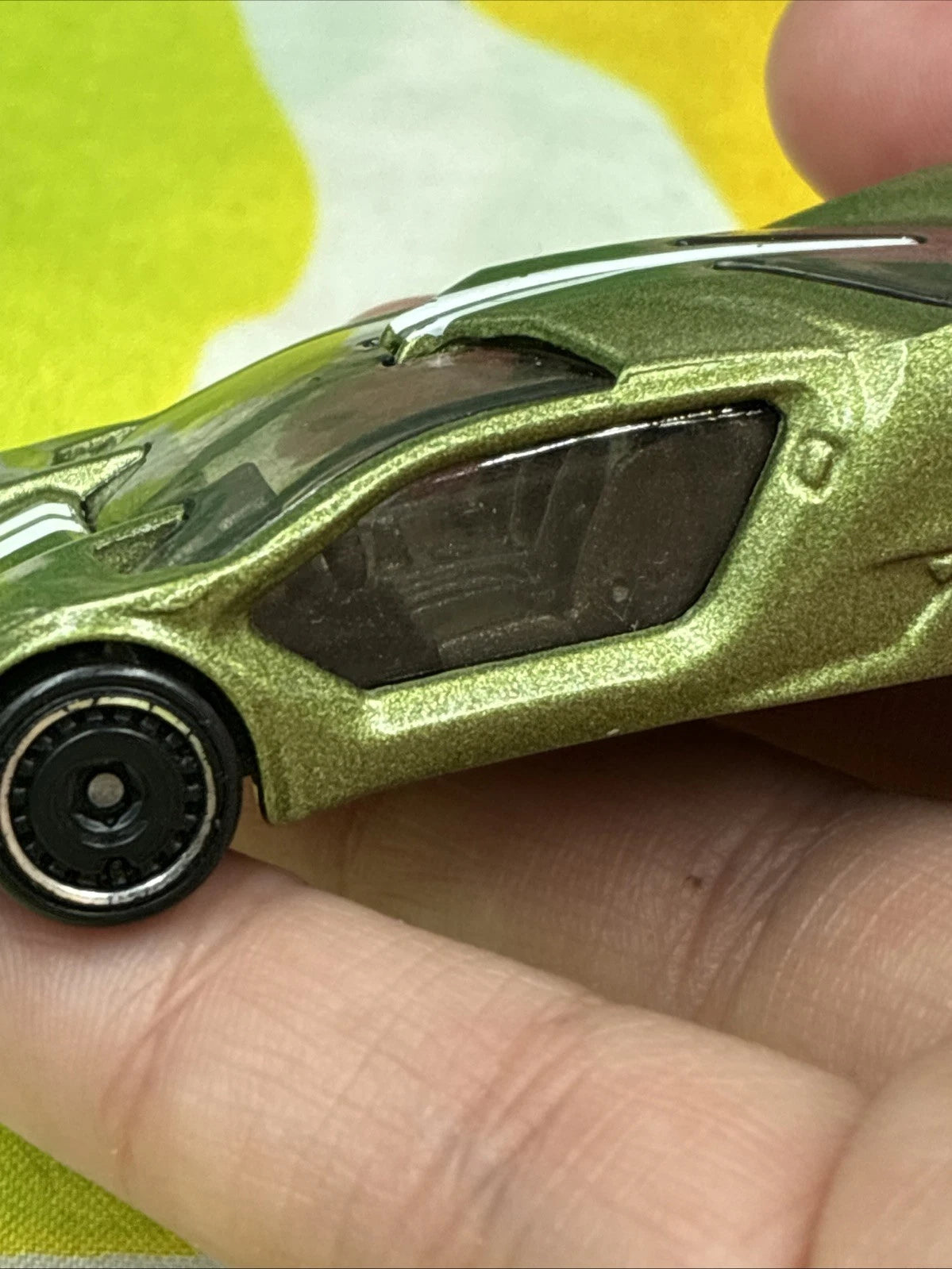 Hot Wheels 2015 Impavido 1 Green Diecast Car Loose L9943