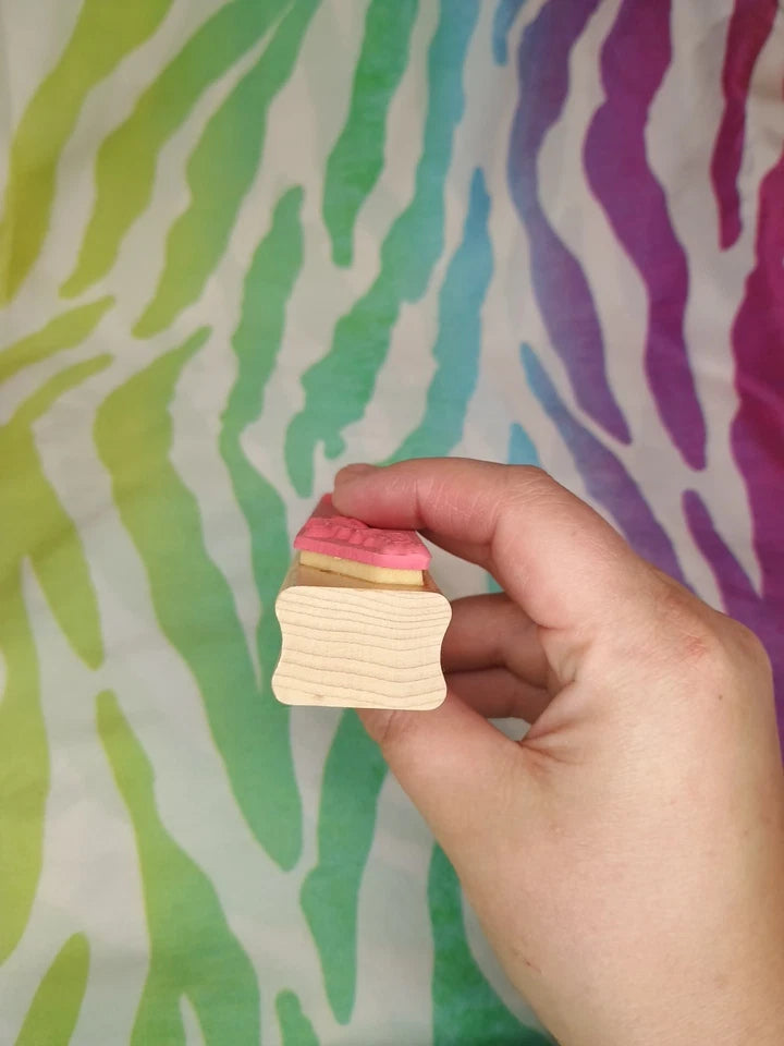 JRL Design Follow Your Heart #O118 Rubber Stamp Wood
