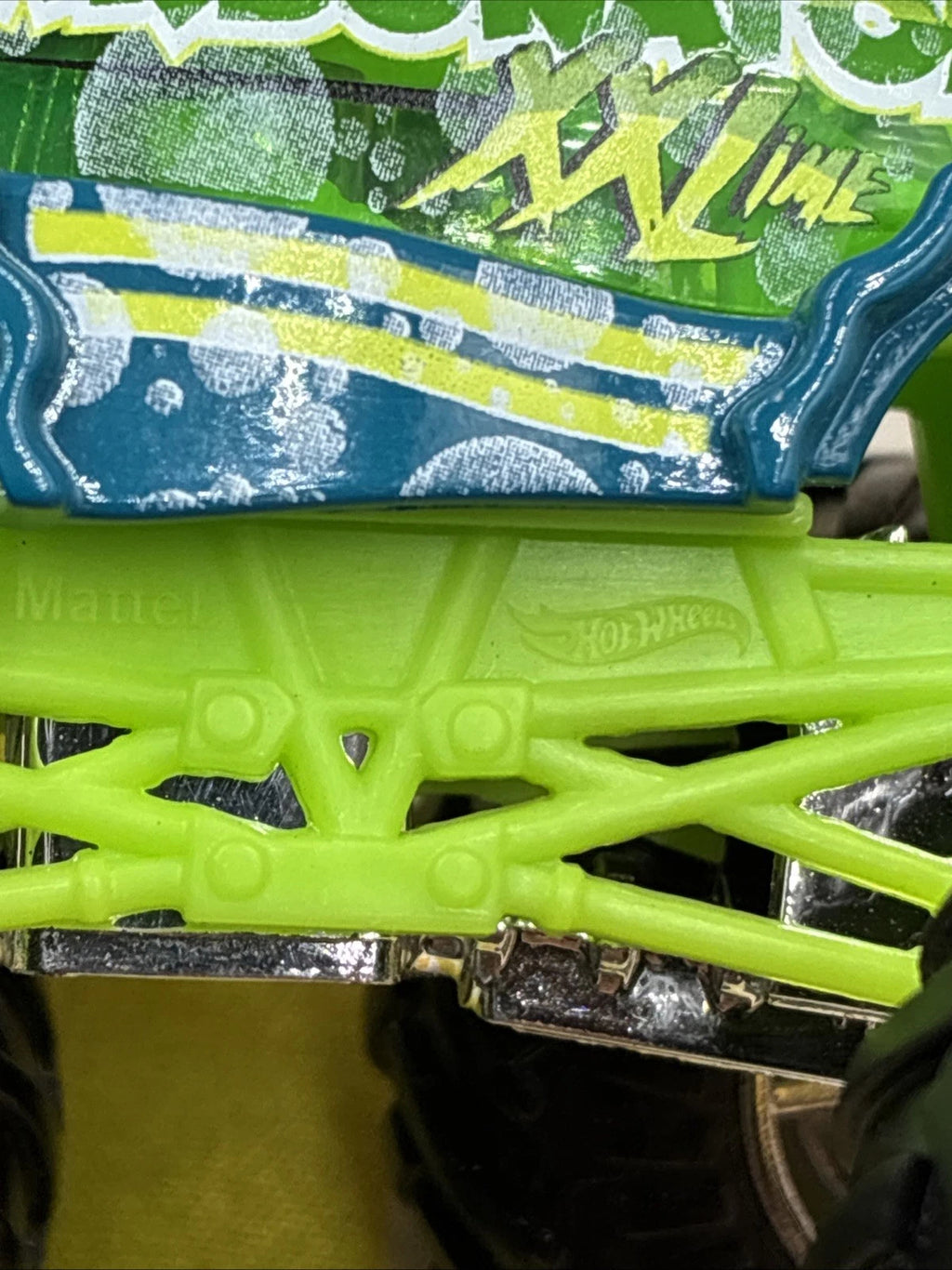Hot Wheels Monster Truck Carbonator XXLime 2022 Green & Blue Loose