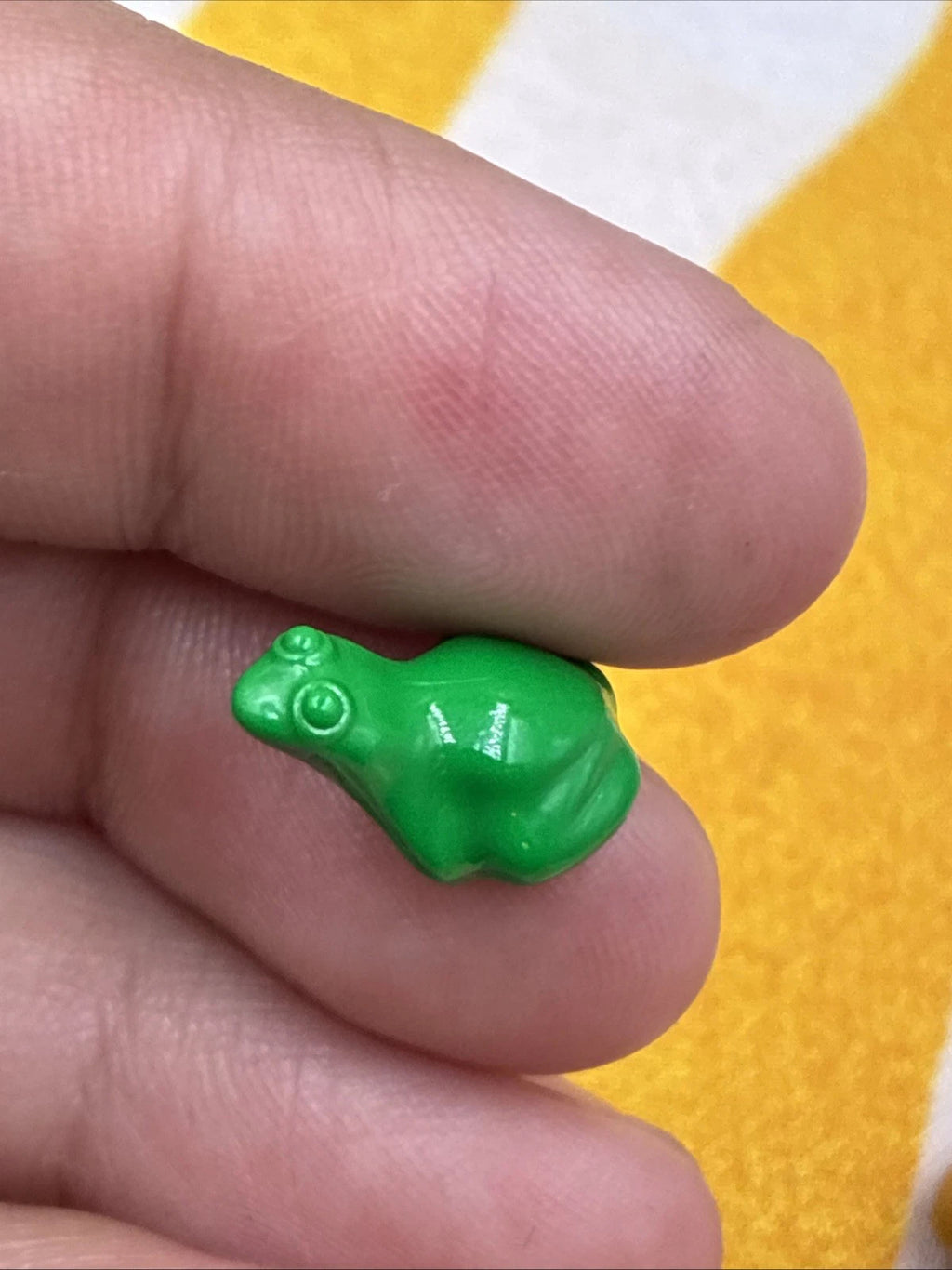 Lego Land Animal Set Of 8 Frog Figures X223 Green Yellow Gold Brown Lime