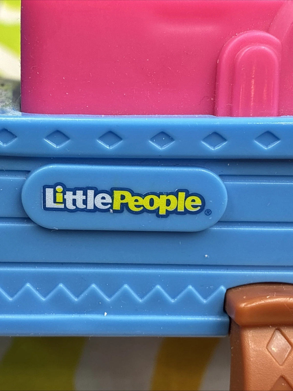 Fisher Price Little People Disney Frozen Kristoff’s Sleigh Lights Up