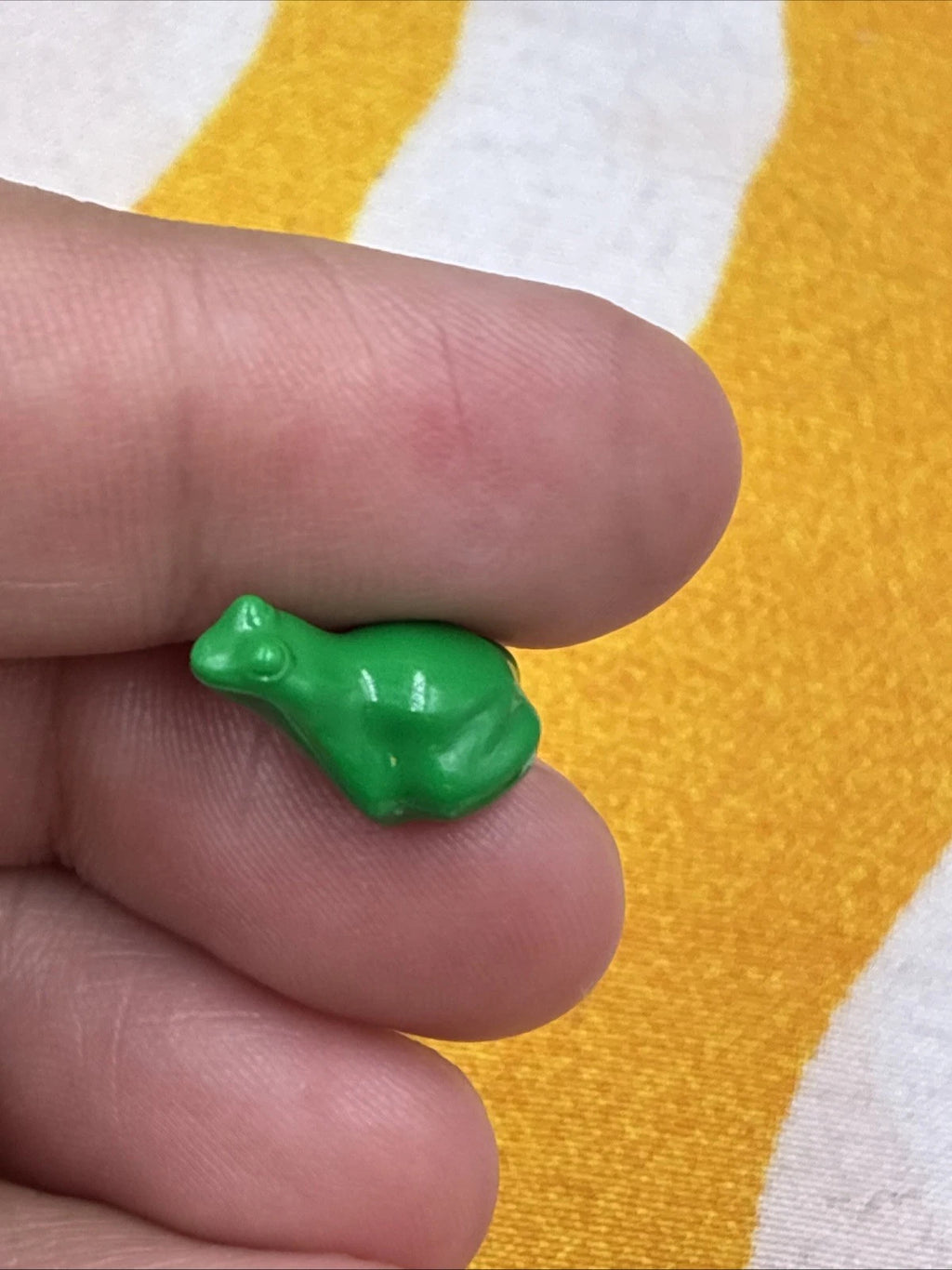 Lego Land Animal Set Of 8 Frog Figures X223 Green Yellow Gold Brown Lime